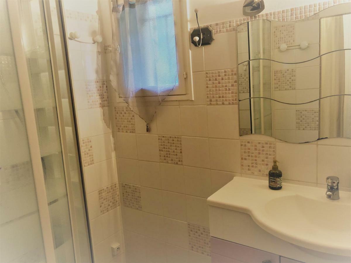 **** Beau T2 De 40 M2, Jardin De 70M2, Au Calme, A 50 Metres De La Plage Le Pradet Exteriör bild
