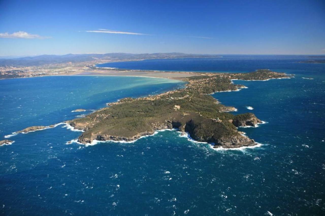 **** Beau T2 De 40 M2, Jardin De 70M2, Au Calme, A 50 Metres De La Plage Le Pradet Exteriör bild